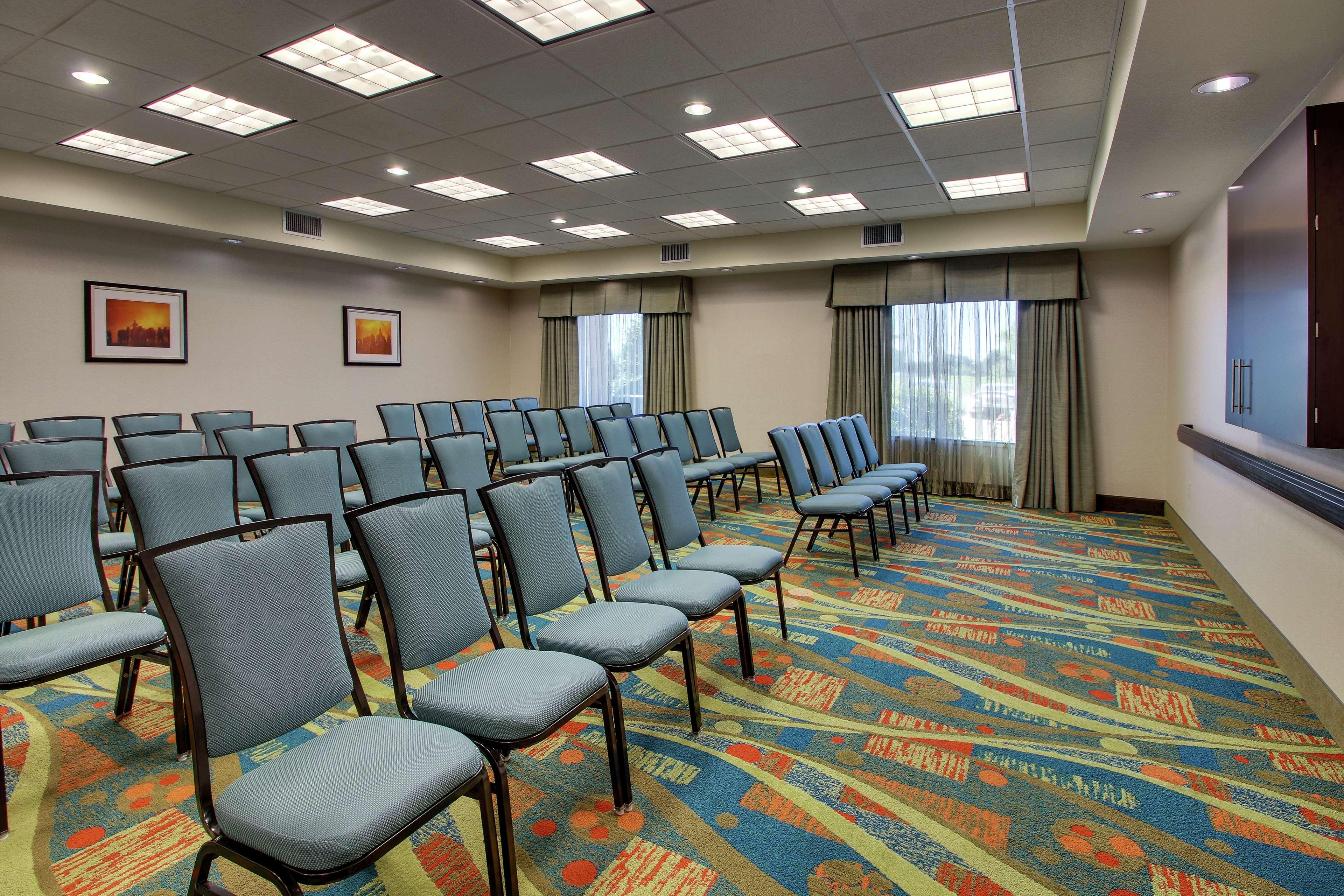 Hampton Inn Vernon מראה חיצוני תמונה