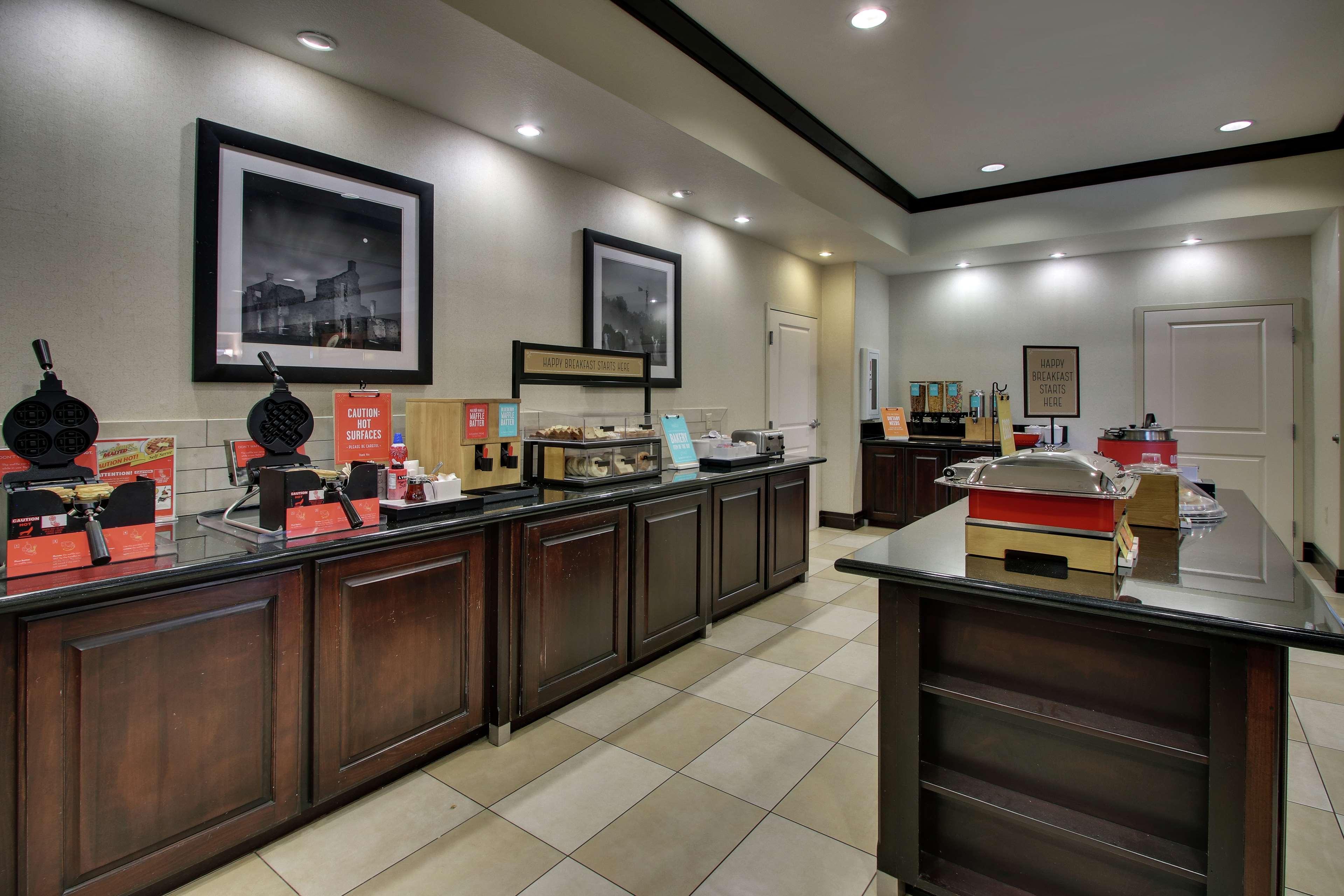 Hampton Inn Vernon מראה חיצוני תמונה