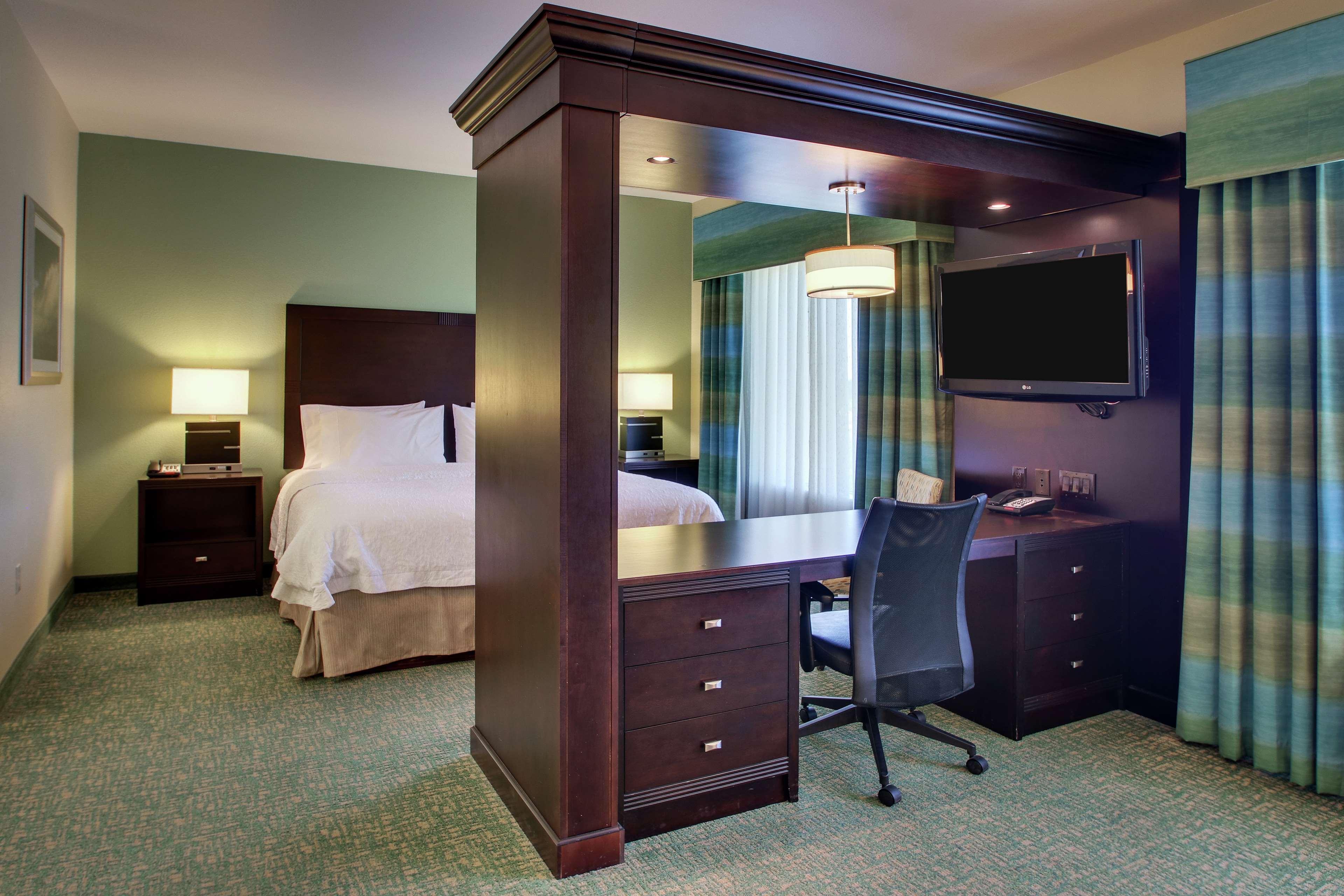 Hampton Inn Vernon מראה חיצוני תמונה