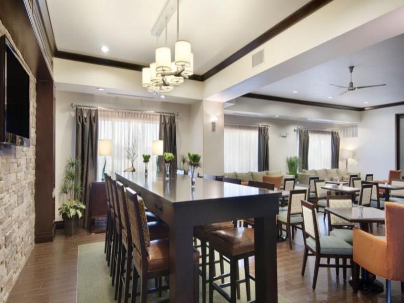 Hampton Inn Vernon מראה חיצוני תמונה