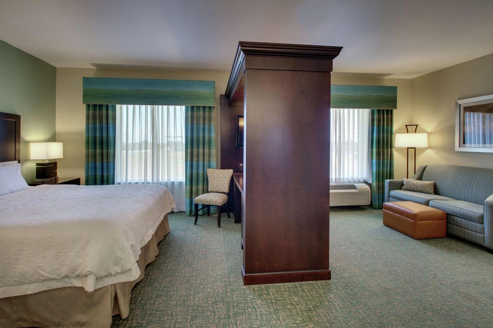 Hampton Inn Vernon מראה חיצוני תמונה