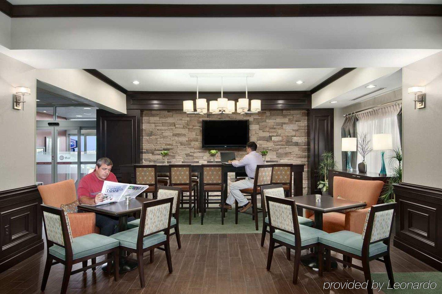 Hampton Inn Vernon מראה חיצוני תמונה