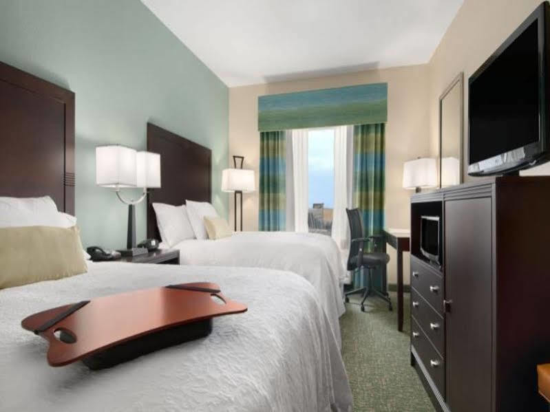 Hampton Inn Vernon מראה חיצוני תמונה