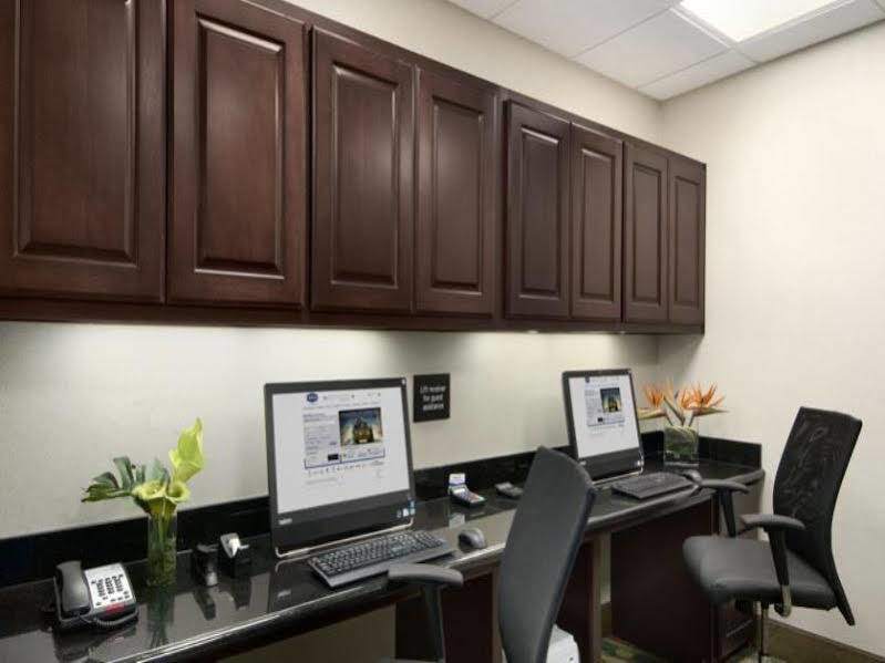 Hampton Inn Vernon מראה חיצוני תמונה