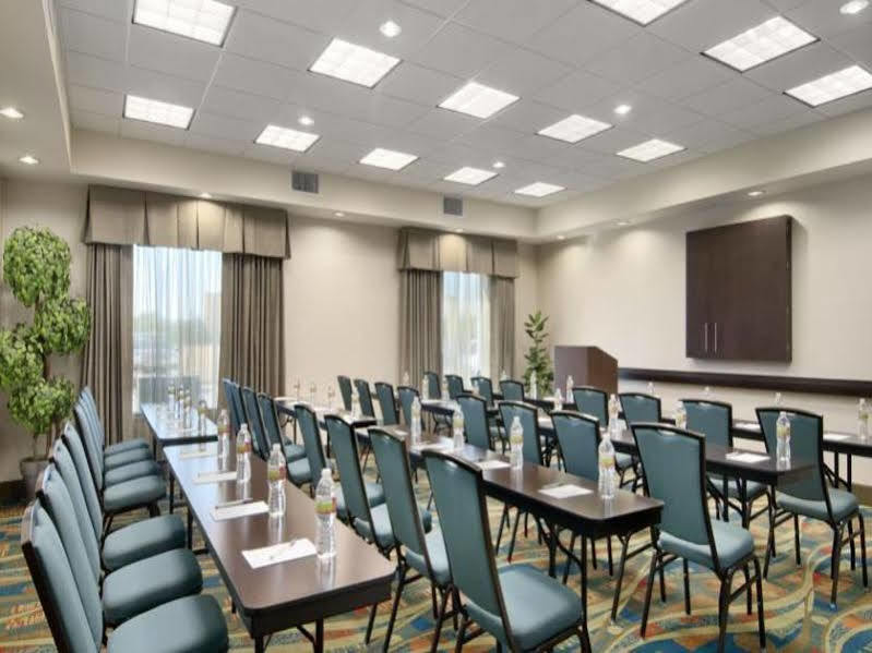 Hampton Inn Vernon מראה חיצוני תמונה
